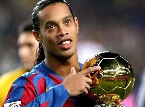 更为俱乐部 更为俱乐部